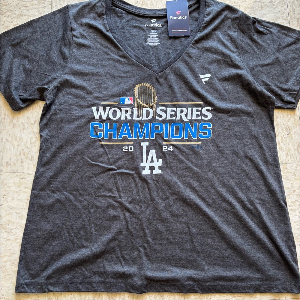 Fanatics Charcoal Gray T-Shirt